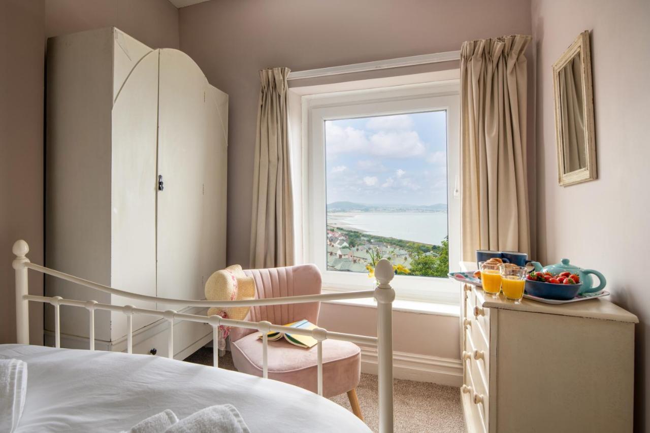Windy Ridge Terrace With Beautiful Sea Views, North Wales Coast Villa Old Colwyn Ngoại thất bức ảnh