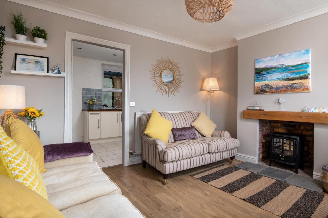 Windy Ridge Terrace With Beautiful Sea Views, North Wales Coast Villa Old Colwyn Ngoại thất bức ảnh